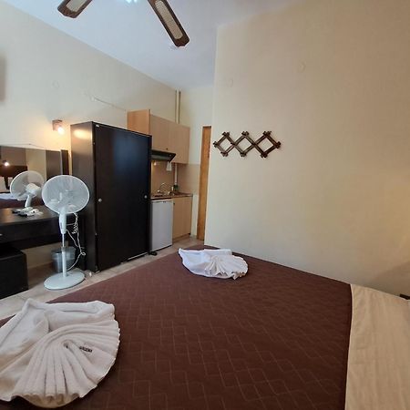Gorgona Hotel Patitiri  Ngoại thất bức ảnh